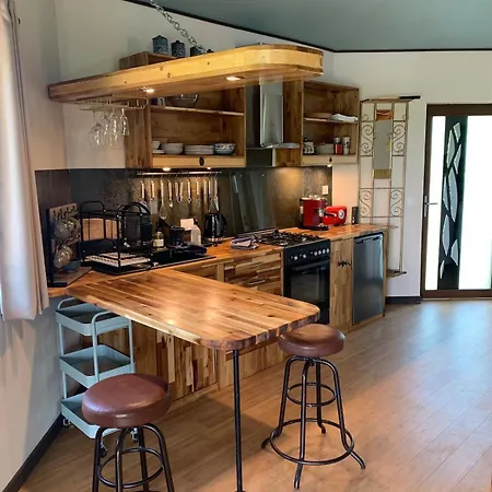 La Gloriette Octogonale * Garrigues (Tarn)