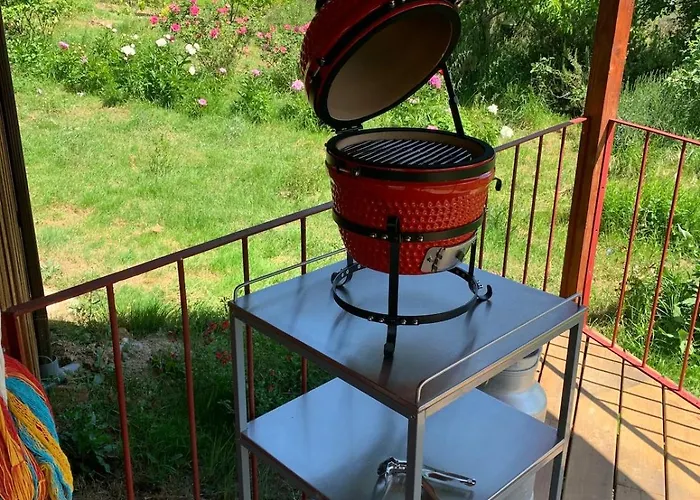 La Gloriette Octogonale * Garrigues (Tarn)